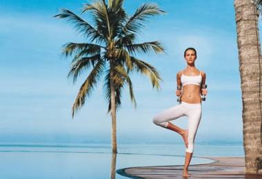 Bài Yoga giúp eo thon bụng phẳng
