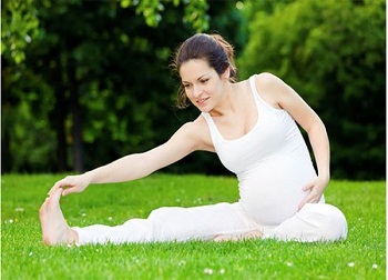 Những lời khuyên tập yoga trong 3 tháng thai kì đầu cho bà bầu