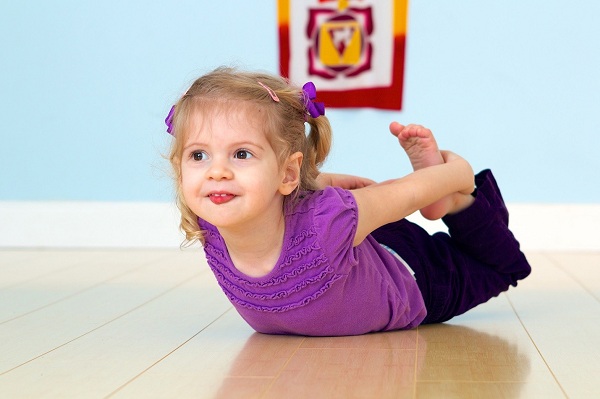 Nhấn vào ảnh để phóng to YOGA CHO SU PHAT TRIEN CUA TRE EM