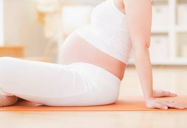Yoga bà bầu: Những điều cần biết trước khi sinh !