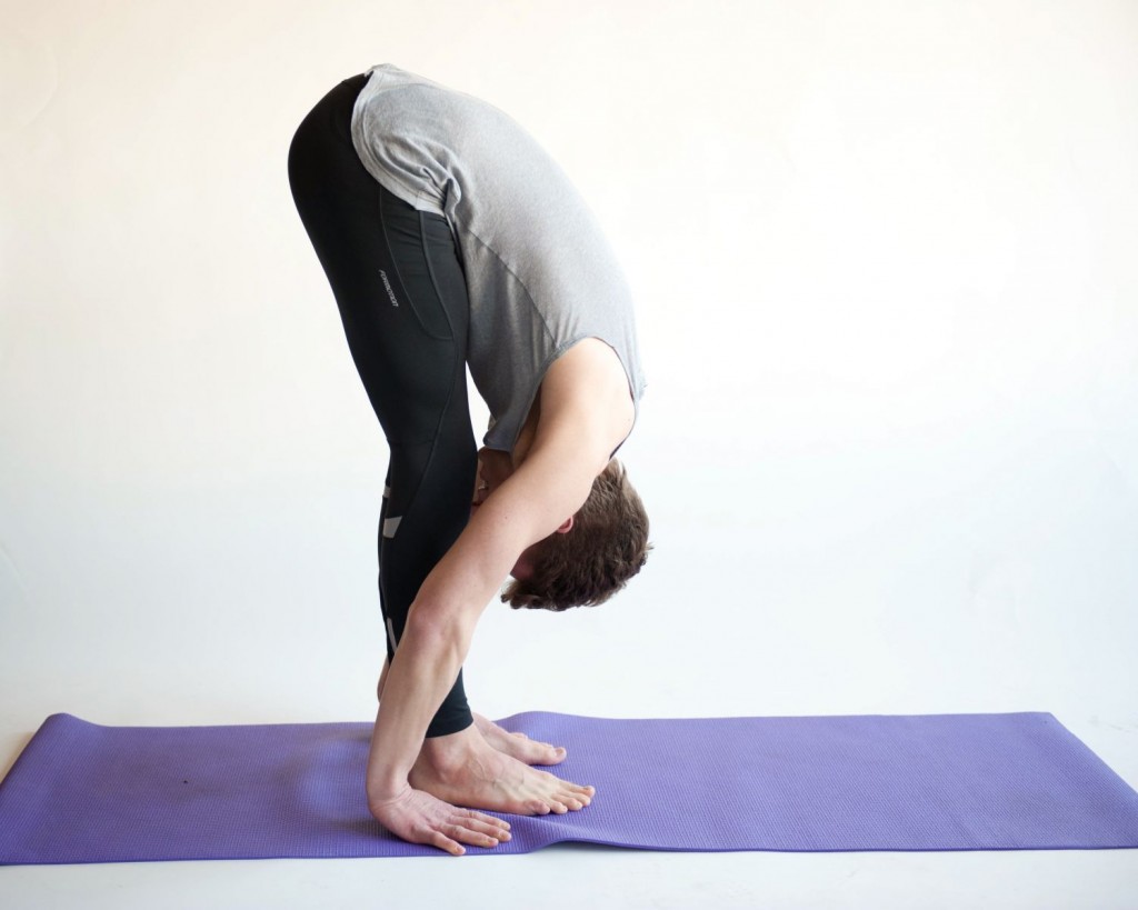 Tư thế yoga gập thân